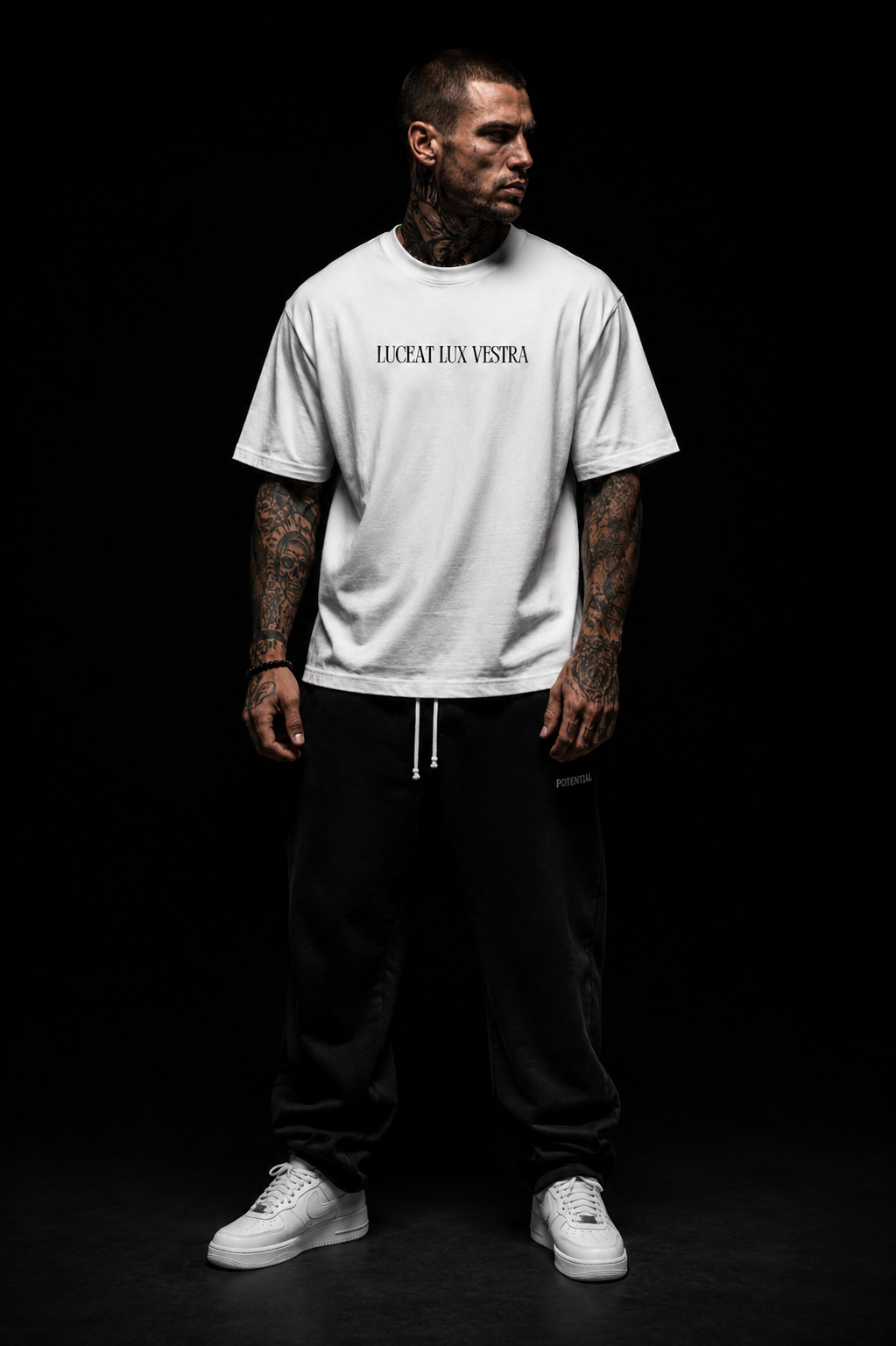 Cyniq | Luceat Lux Heavyweight Graphic T-Shirt – Oversized 240 GSM Cotton Streetwear Tee
